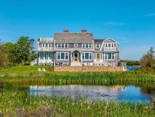 Inside a vexing renovation of a beloved Cape Cod home